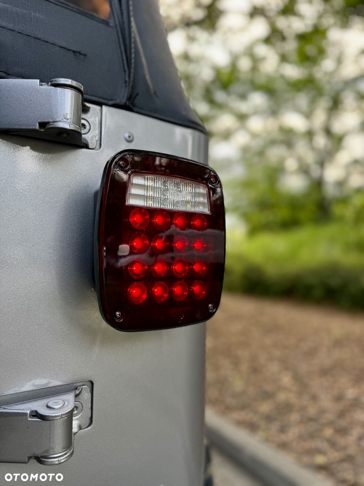 Tylna lampa LED